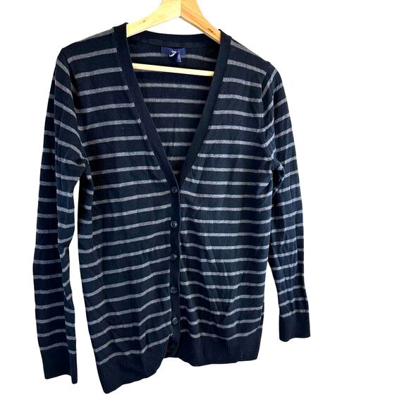 Gap Black and White Stripe V Neck Button Front Sweater Womens Size Large - Picture 2 of 16